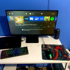 Ps4 console with gta 5